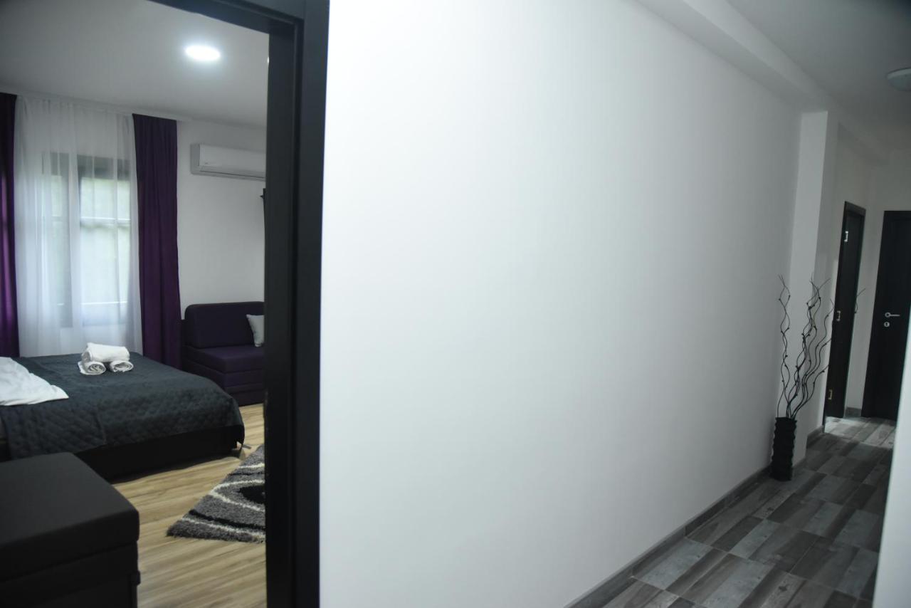 Restoran,,Vuk,, Trsic Bed & Breakfast Exterior photo